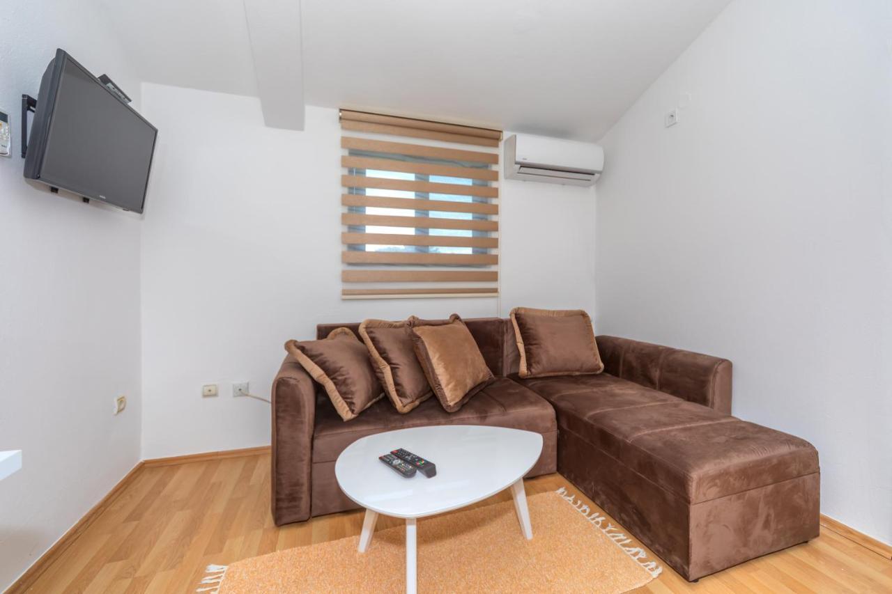 Apartman Sara Bar Ngoại thất bức ảnh