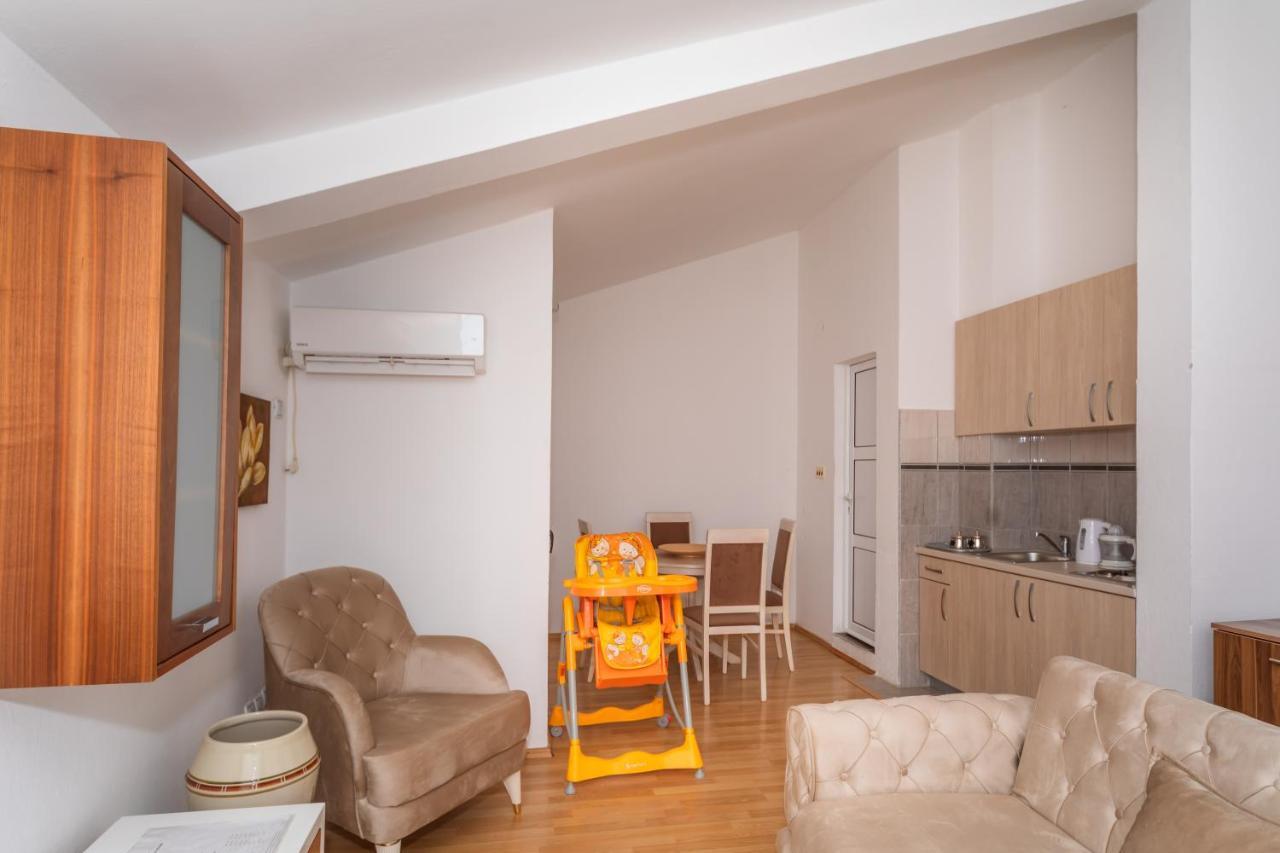 Apartman Sara Bar Ngoại thất bức ảnh